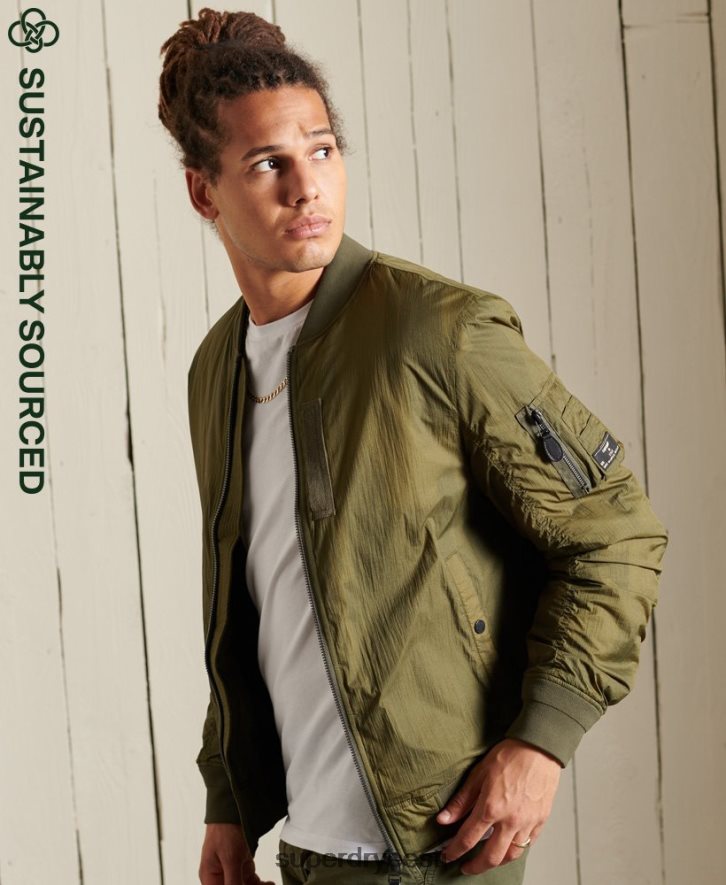 Superdry mehed sõjaväe ma1 bomber jope B2LT44674 Riietus roheline