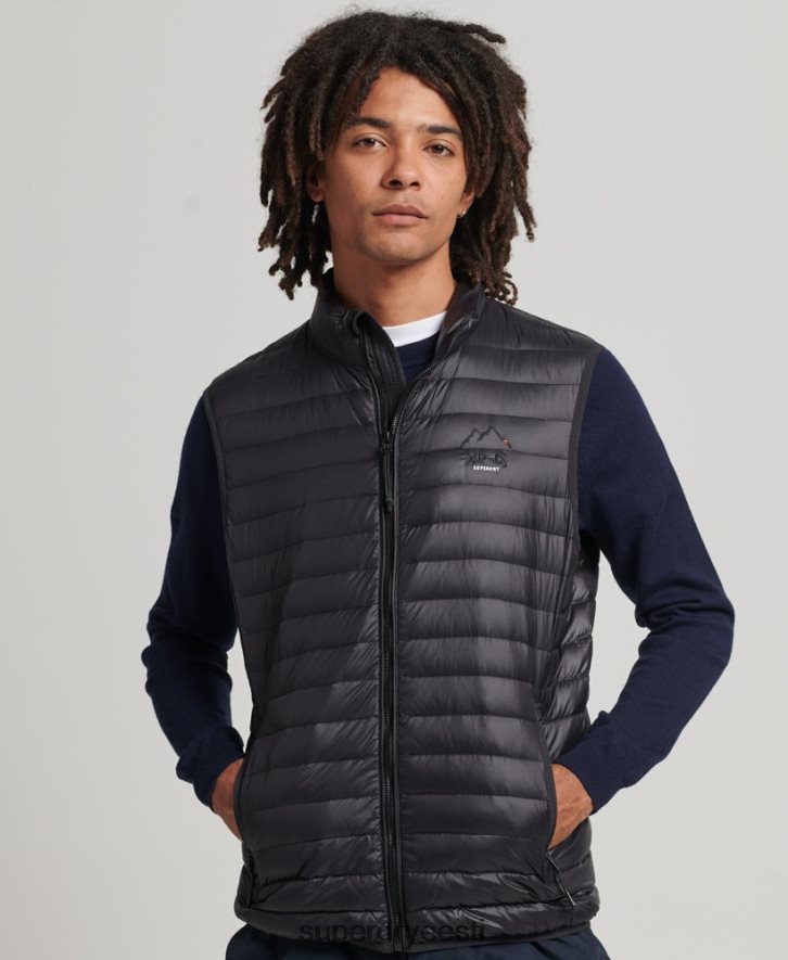 Superdry mehed tech core alla gilet B2LT44637 Riietus must