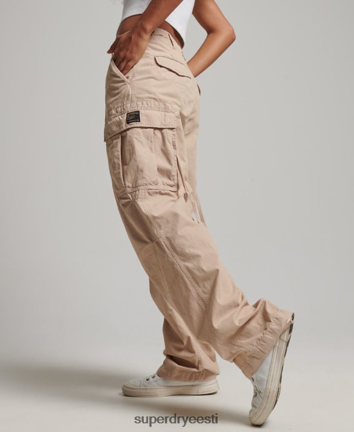 Superdry naised vintage madala tõusuga cargo püksid B2LT42036 Riietus pruun